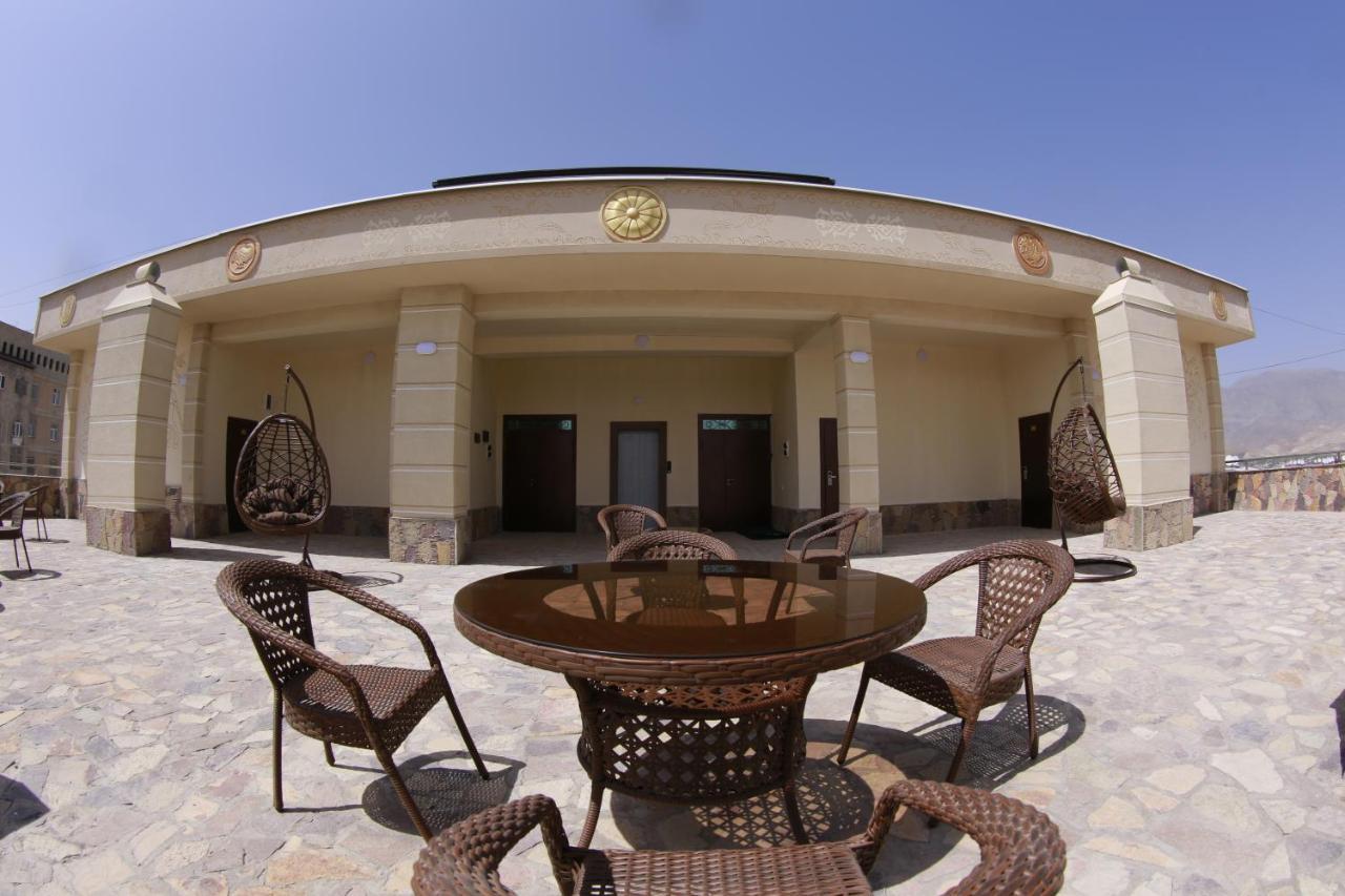 Panjakent Plaza מראה חיצוני תמונה