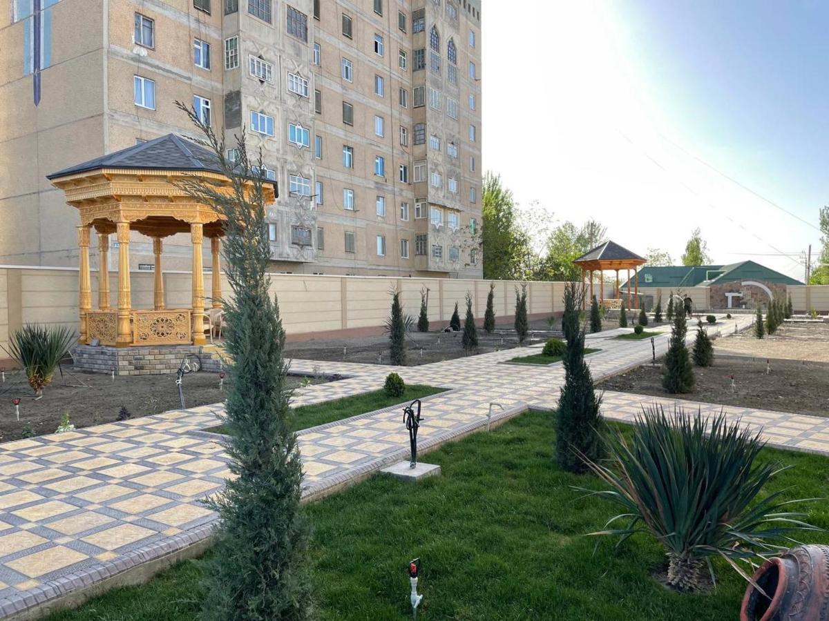 Panjakent Plaza מראה חיצוני תמונה